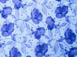 Les motifs floraux pour homme : une tendance originale pour les chemises en 2019