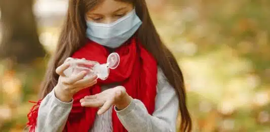 Les écharpes pour les personnes allergiques : conseils et alternatives