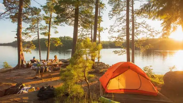 Les conseils pour réussir un camping en Bretagne