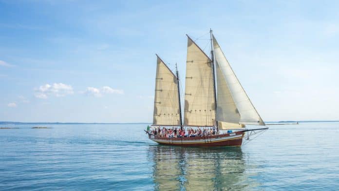 Achetez des filtres pour tous les équipements marins 